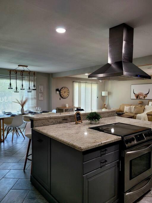 Modern Tempe Home With Heated Pool, Asu Esterno foto